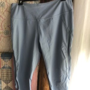 Victoria Secret Capris Sz-L